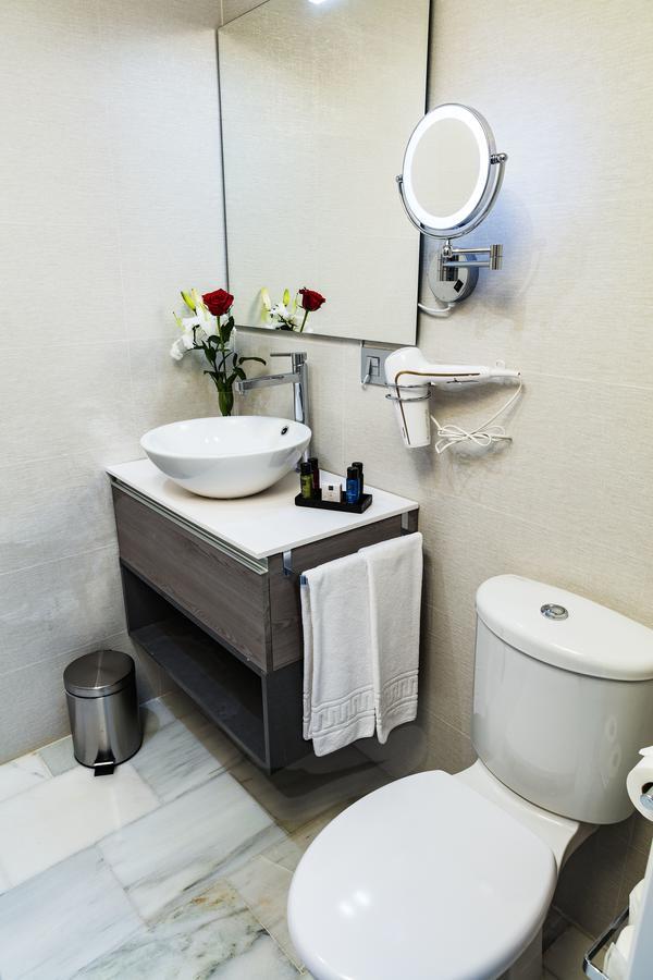 סביליה Betis 7 Luxury Boutique Apartments מראה חיצוני תמונה