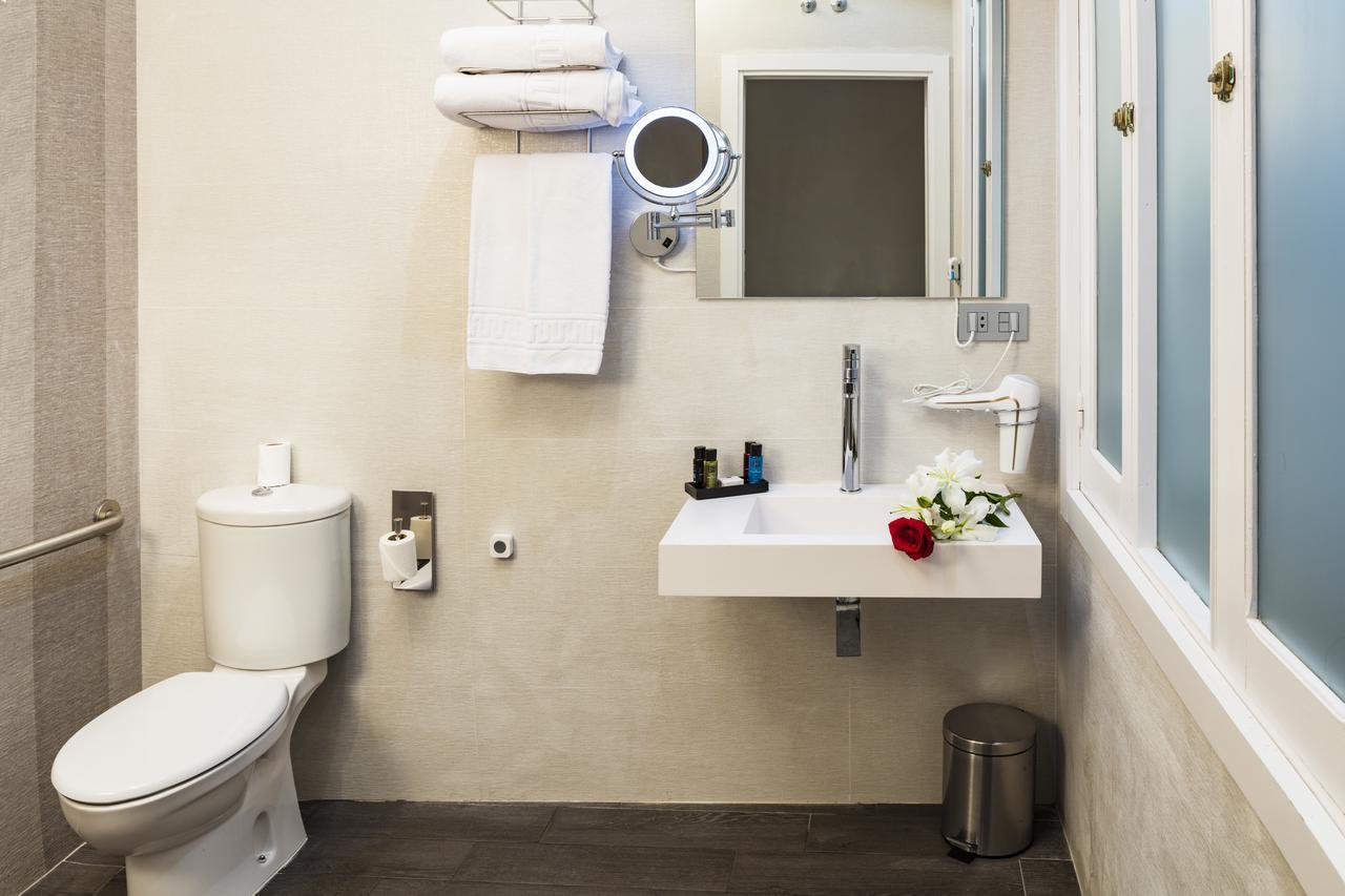 סביליה Betis 7 Luxury Boutique Apartments מראה חיצוני תמונה