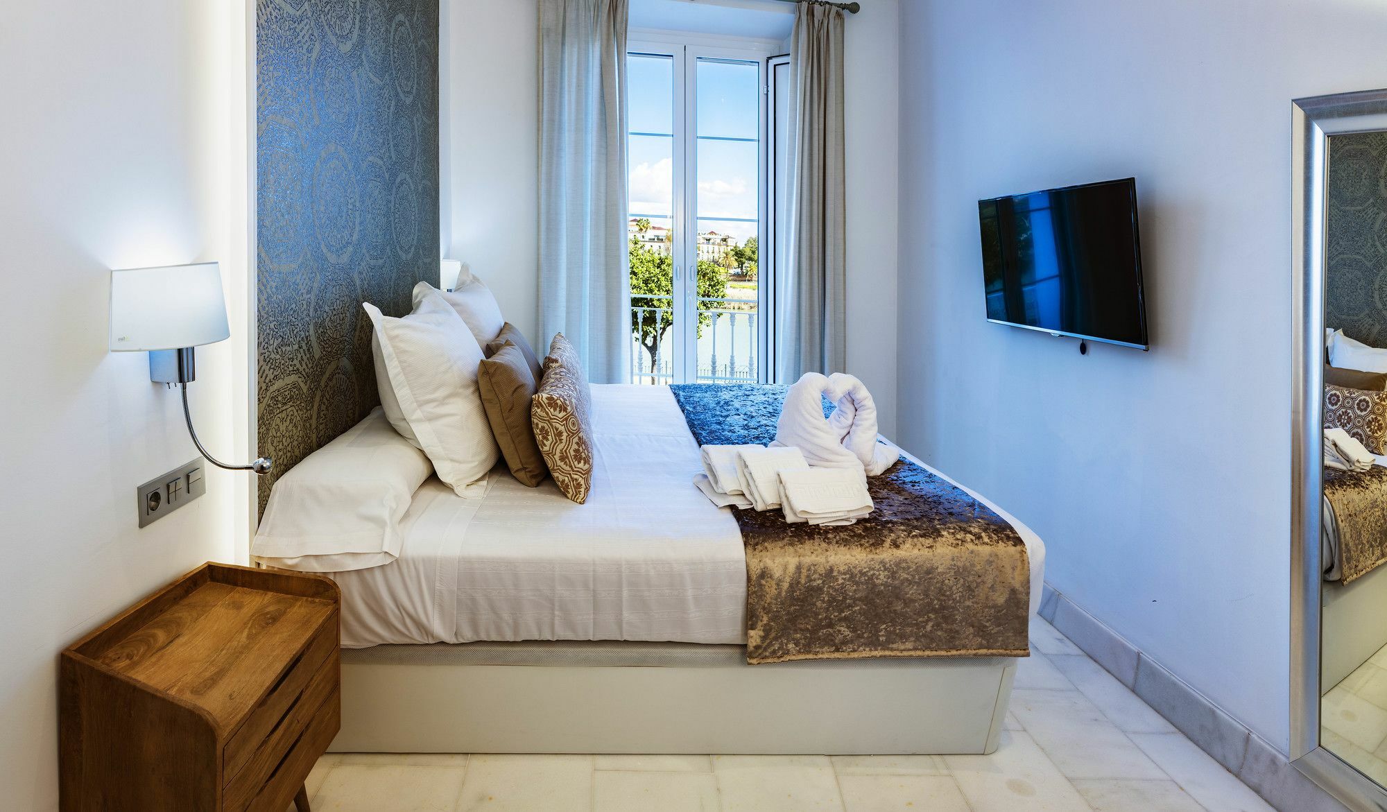 סביליה Betis 7 Luxury Boutique Apartments מראה חיצוני תמונה