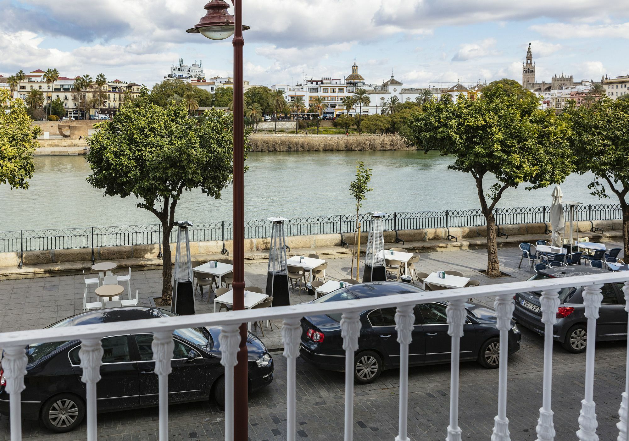 סביליה Betis 7 Luxury Boutique Apartments מראה חיצוני תמונה