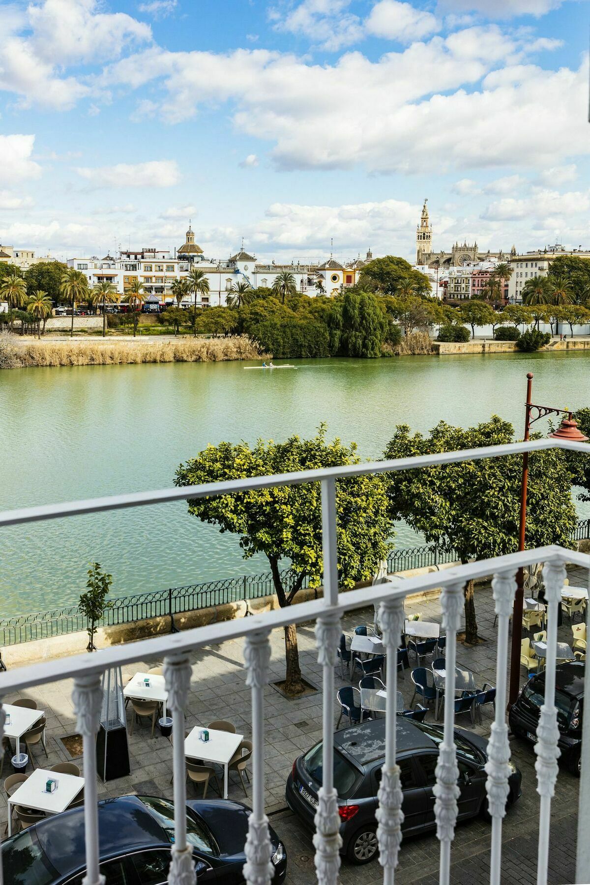סביליה Betis 7 Luxury Boutique Apartments מראה חיצוני תמונה